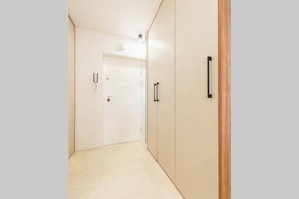 Rondo Onz P&O Serviced Apartments Warsaw Exterior photo